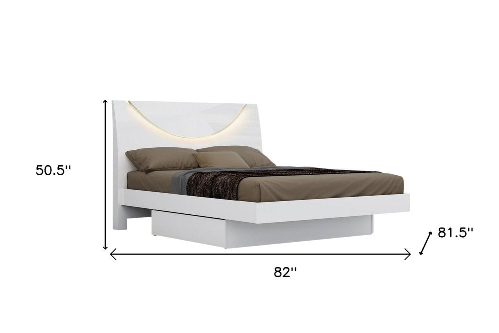 Four Piece White Solid and Manufactured Wood Bedroom Set with Mirror