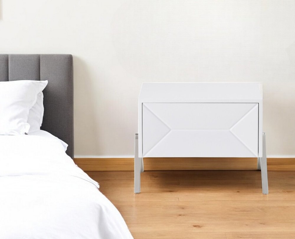 Wood One Drawer Nightstand - 19-inch