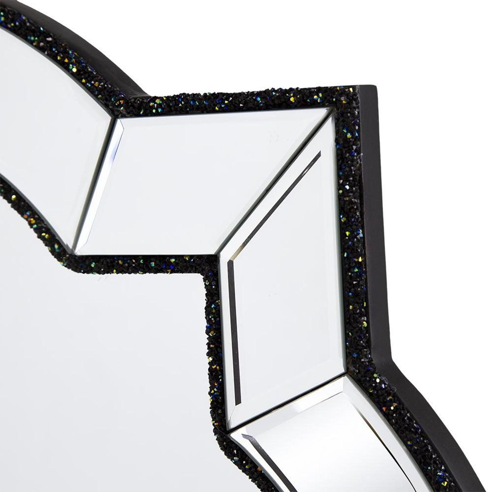 Clear Scalloped Glass Framed Accent Mirror - 32-inch