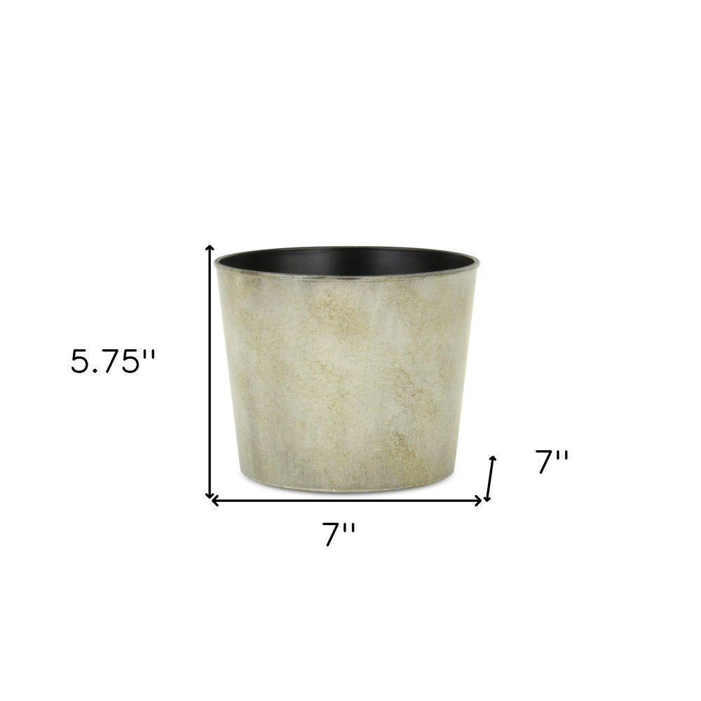 Gray Recycled Plastic Indoor Outdoor Round Pot Planter - 7-inch