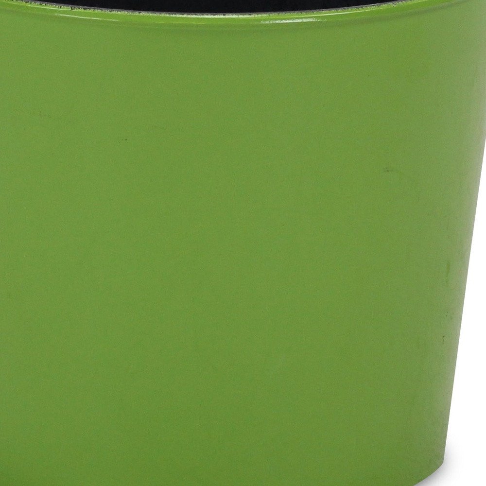 Lime Green Recycled Plastic Indoor Outdoor Round Pot Planter - 7-inch