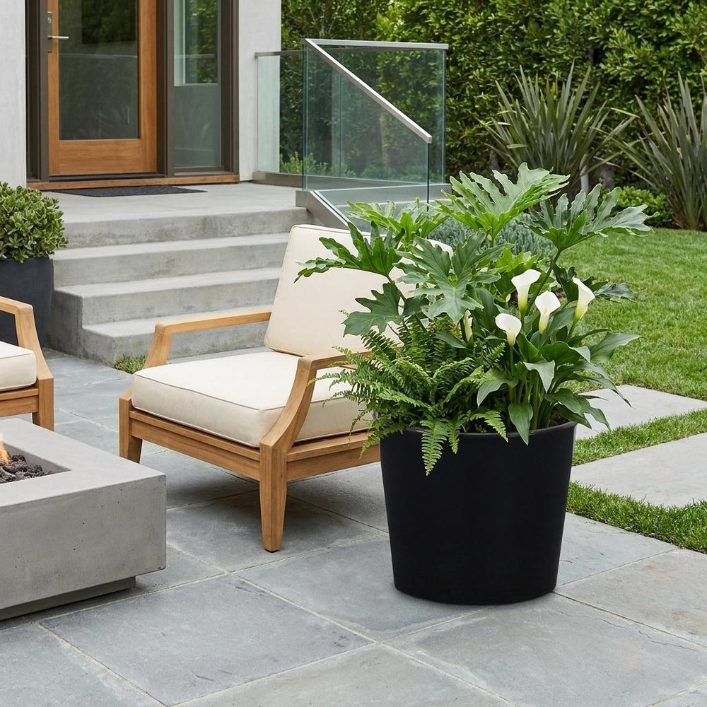 Black Recycled Plastic Indoor Outdoor Round Pot Planter - 6-inch