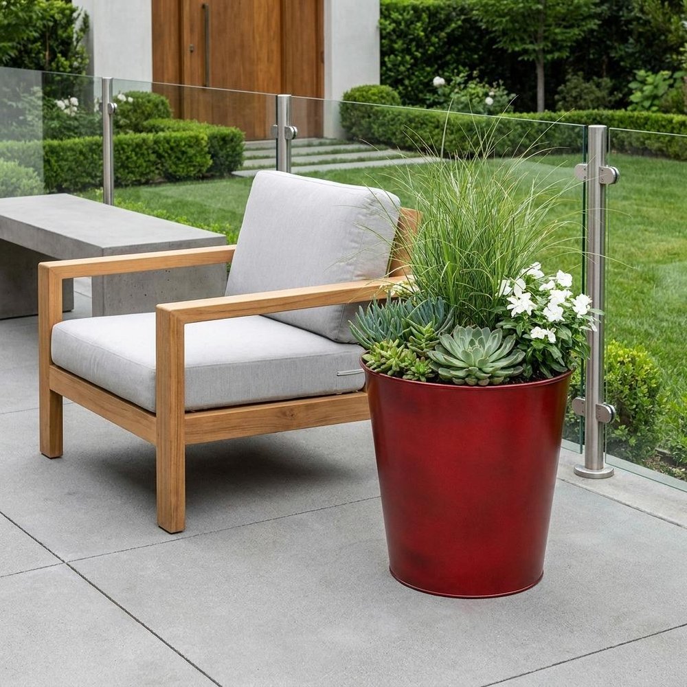 Red Recycled Plastic Indoor Outdoor Round Pot Planter - 5-inch