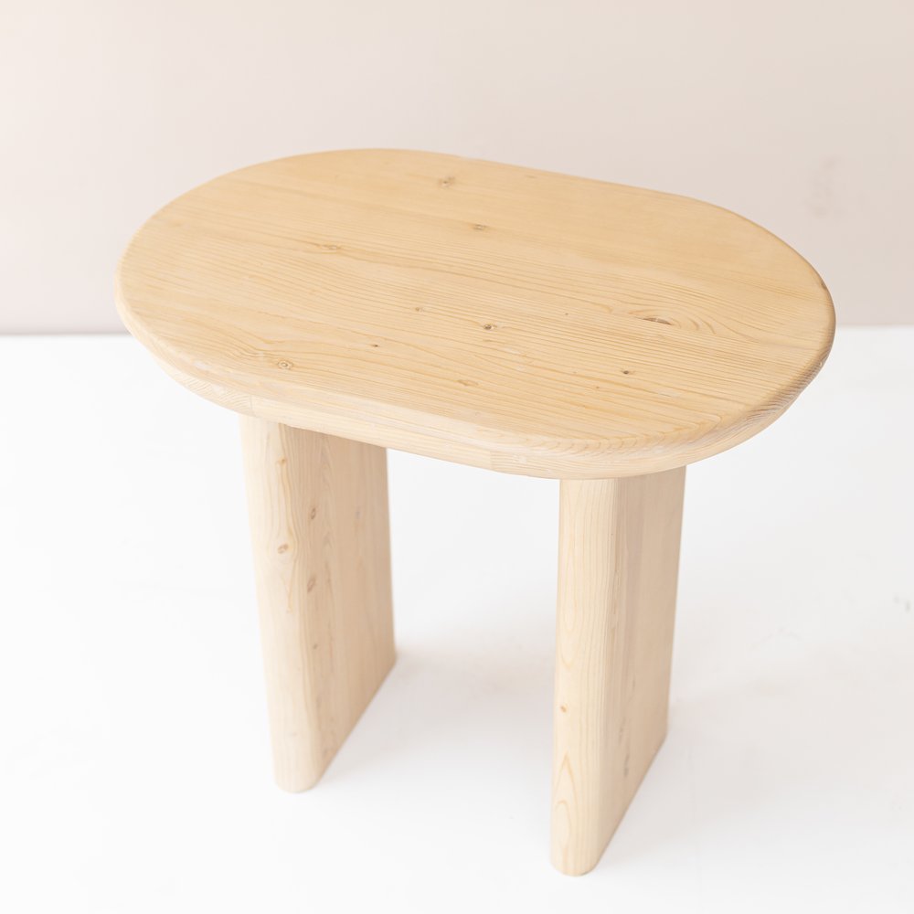 Natural Solid Wood Oval Sled End Table - 22-inch