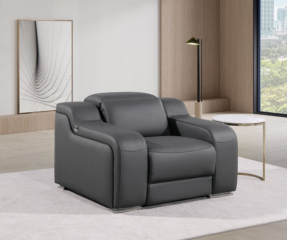 Black Italian Leather Wall Hugger Recliner with USB - 41-inch