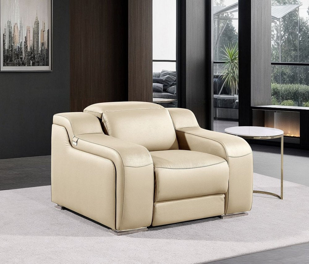 Black Italian Leather Wall Hugger Recliner with USB - 41-inch