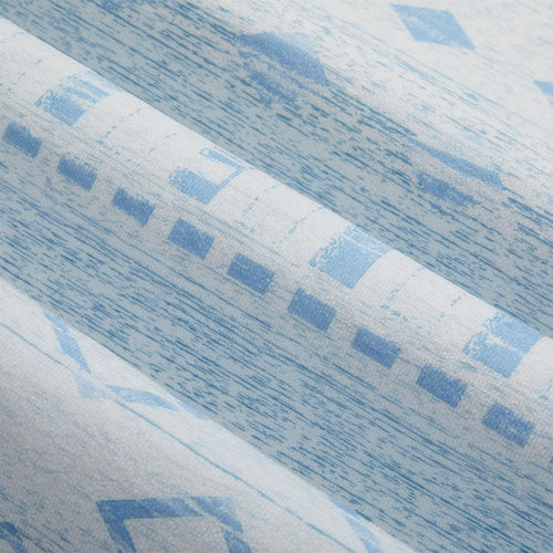 5' X 7' Aqua and Ivory Geometric Distressed Washable Area Rug