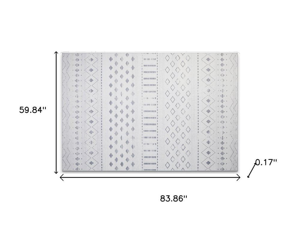 5' X 7' Off White and Gray Geometric Washable Area Rug