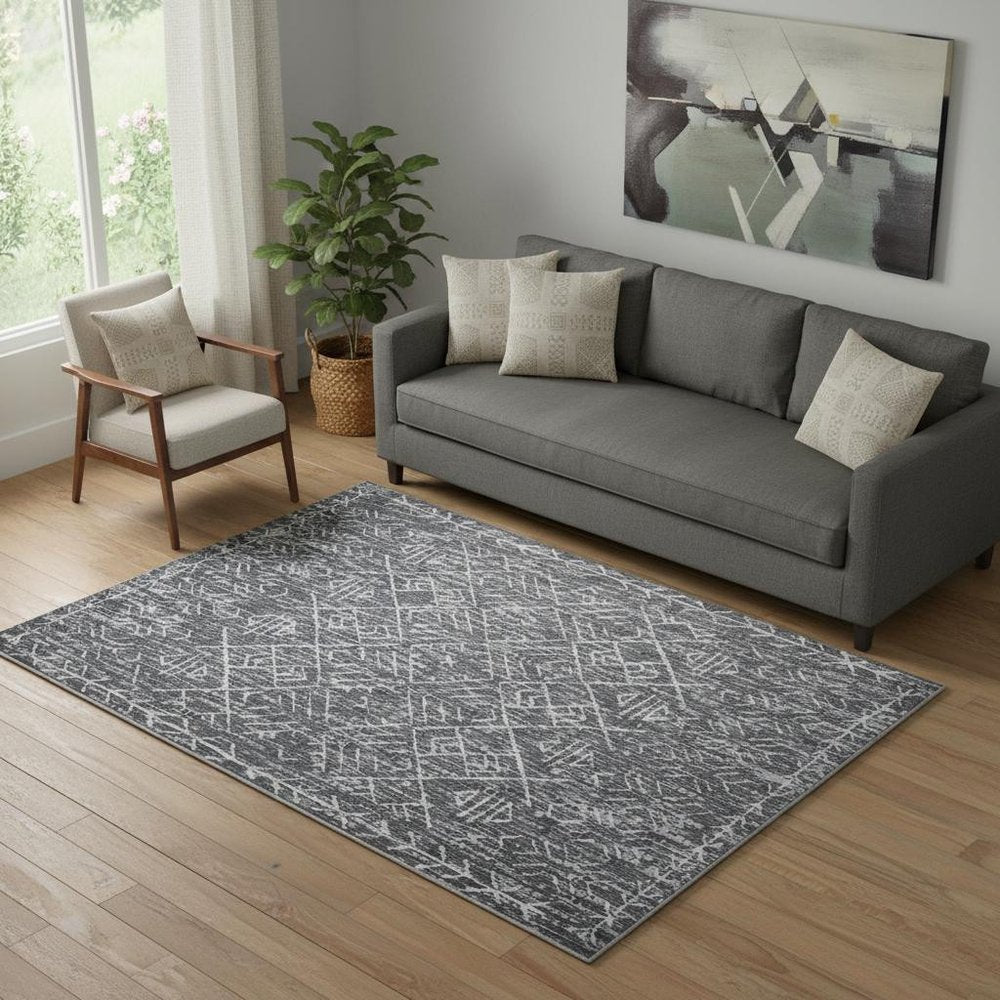 5' X 7' Gray and Off White Abstract Geometric Washable Area Rug