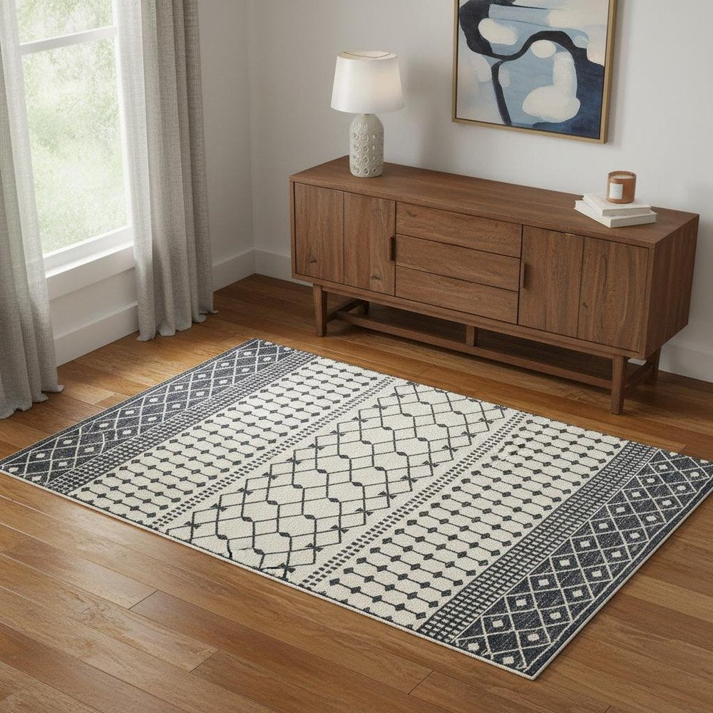 3' X 5' Dark Gray and White Geometric Distressed Washable Area Rug