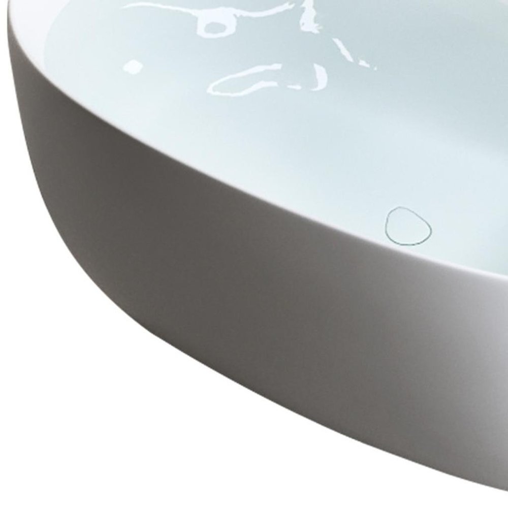 White Acrylic Oval Bath Tub - 47-inch